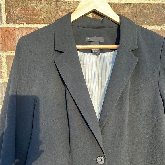 Lane Bryant Women's Black Business Blazer 16 - Picture 2 of 14